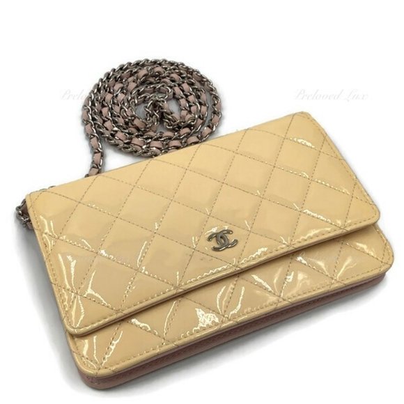 Authentic CHANEL Patent Leather Wallet-on-the-chain WOC Crossbody Flap Bag - Lig - Picture 3 of 15